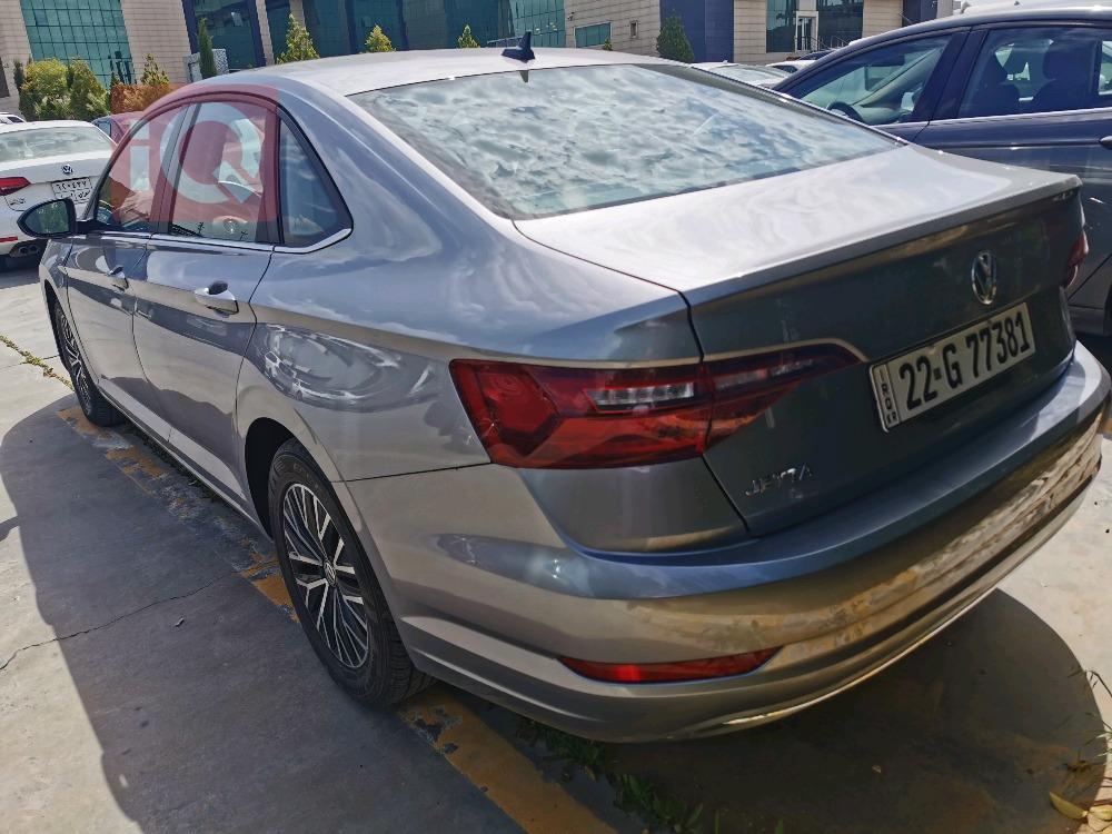 ڤۆڵکسواگن جێتا